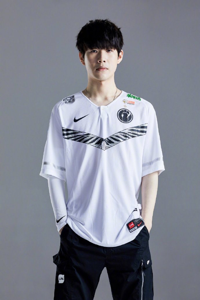 王者荣耀新赛季更新，中路英雄强势崛起