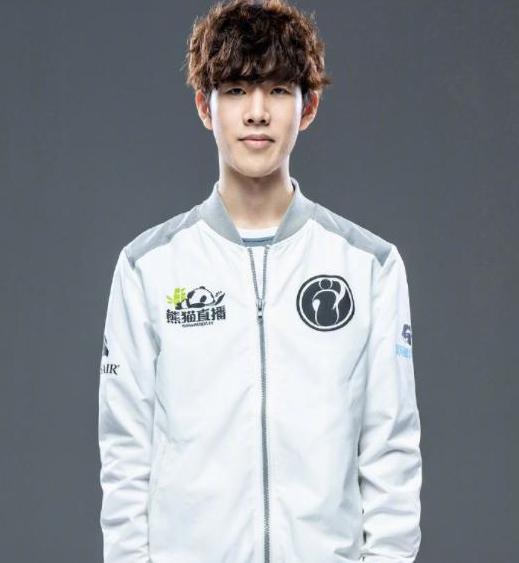 Falcons官推疑似回应apEX传言：纯粹妄想